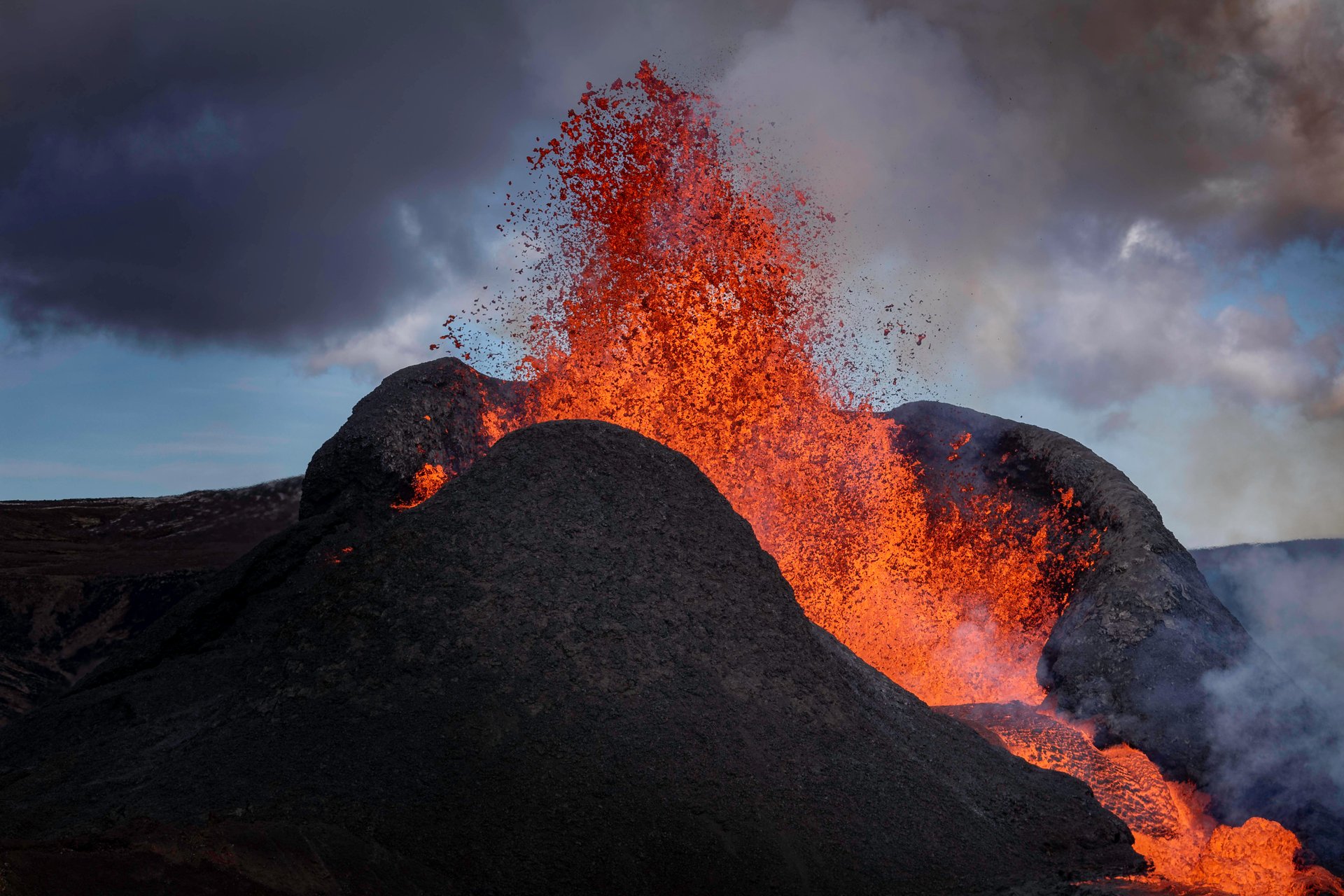 Visitors viewing the 2021 eruption from safe distance