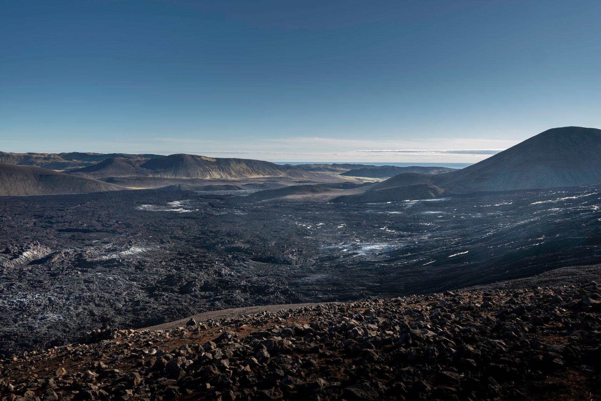Hiking to Fagradalsfjall crater 2021 eruption site