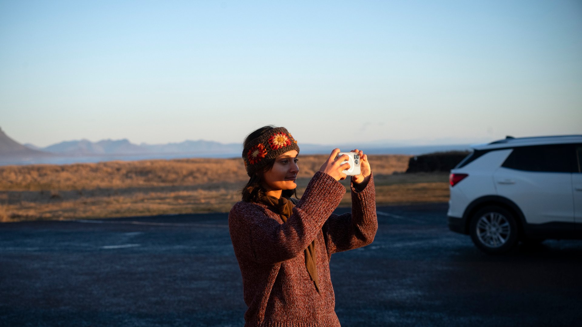 Premium private tour in Iceland with guide and luxury vehicle