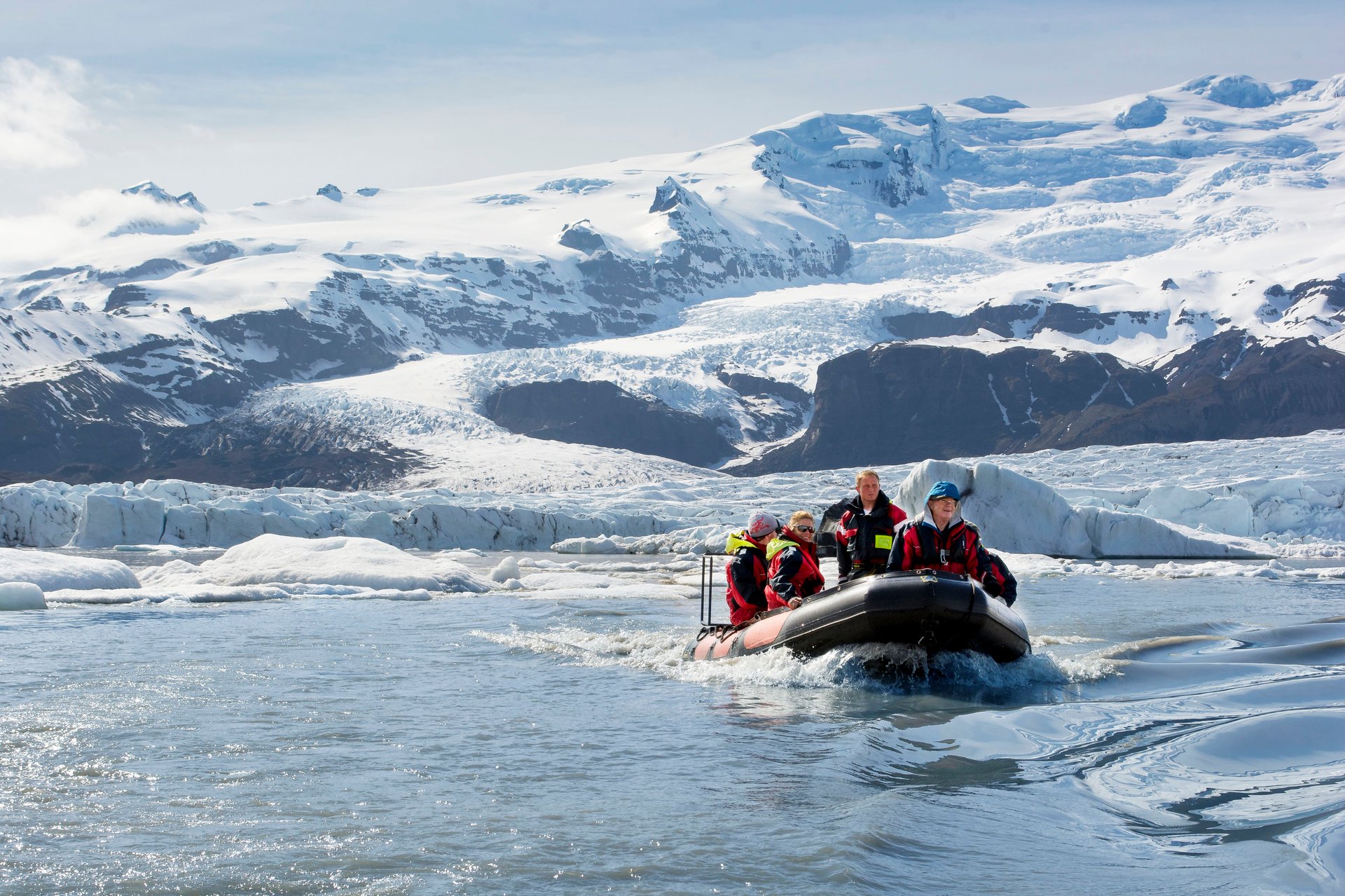 Small group iceberg boat tour with Fjallsjökull glacier views