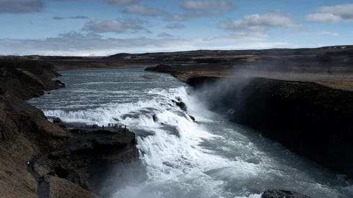 Efstidalur farm lunch stop with Icelandic dairy products