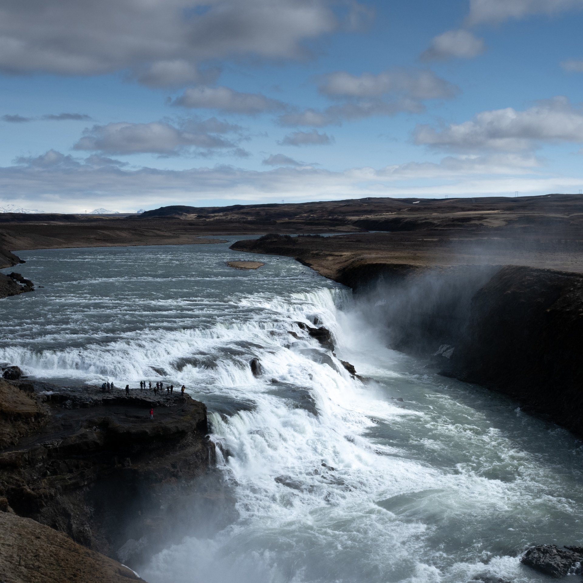 Þingvellir National Park dramatic landscapes and historical significance