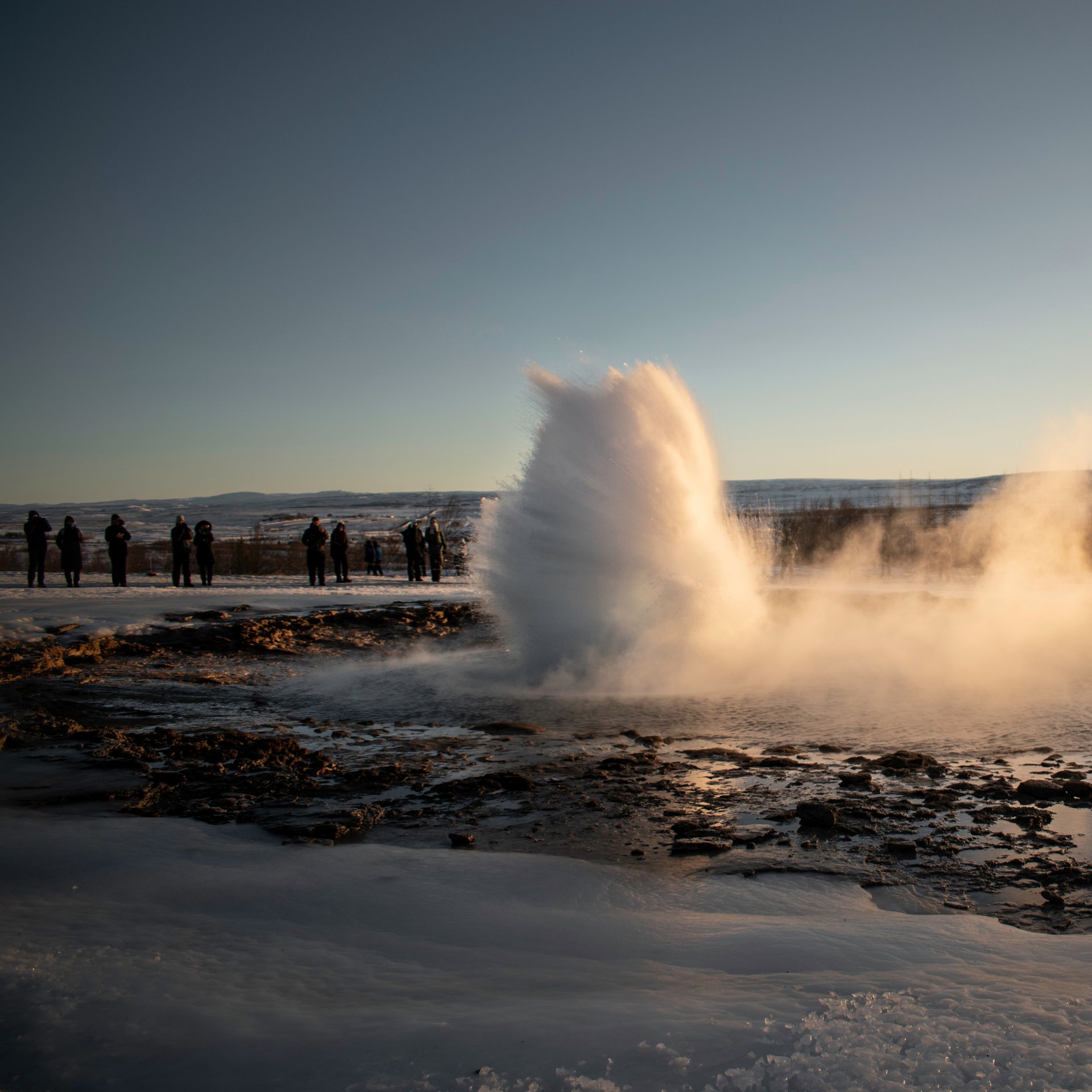 Geological formations and tectonic activity in Golden Circle
