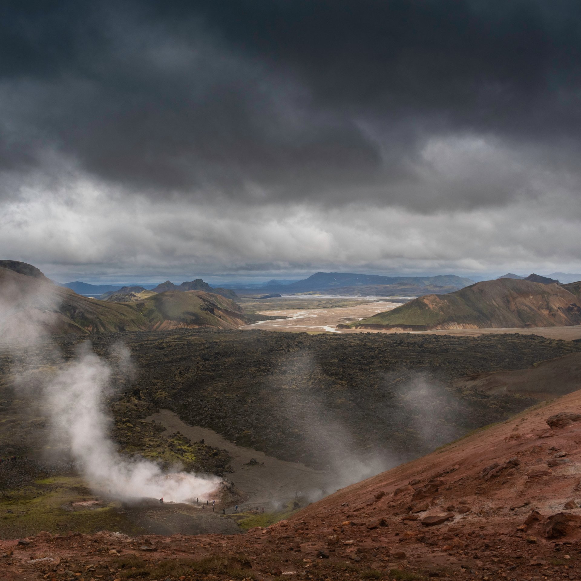 Bláhnúkur peak with panoramic views over Landmannalaugar highlands