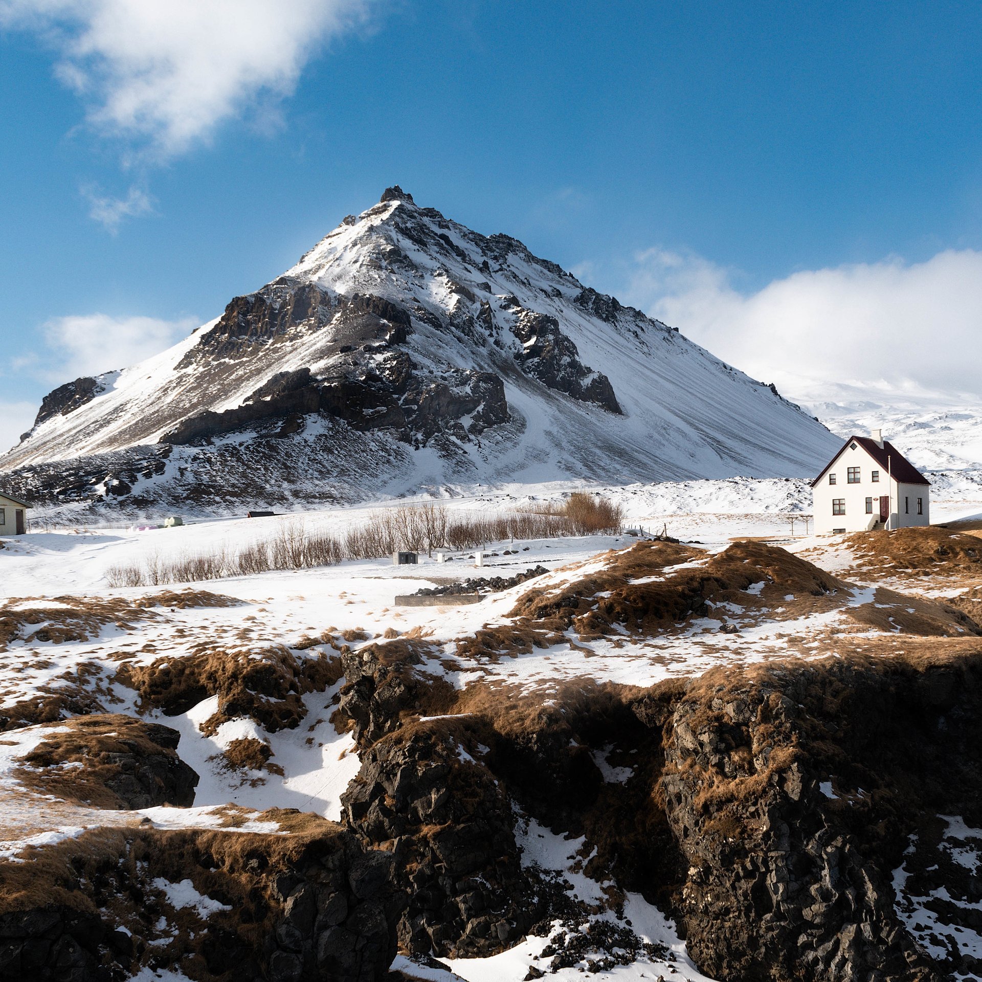 Iconic Kirkjufell mountain with cascading waterfall, Snæfellsnes Peninsula