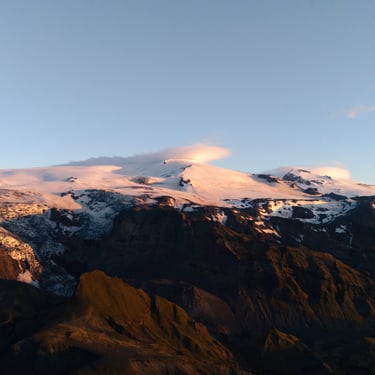 Paysage de la nature sauvage estivale des Hautes Terres d'Islande