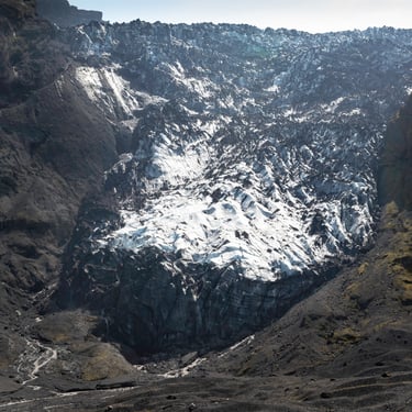 Cascade d'Öfærufoss dans le canyon d'Eldgjá